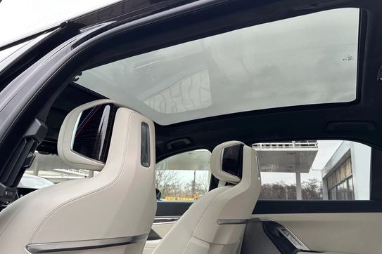 BMW Seria 7 740d xDrive M Sport