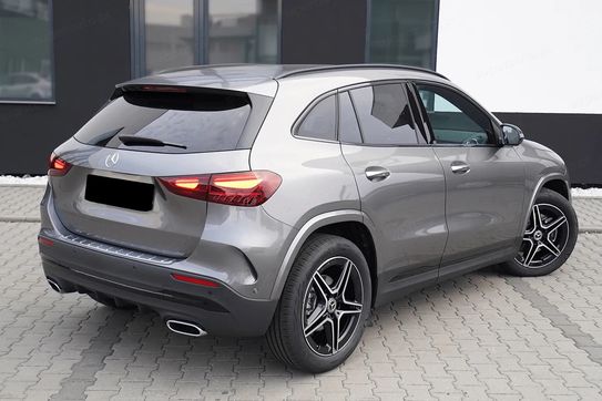 Mercedes GLA 220  4-Matic AMG Line