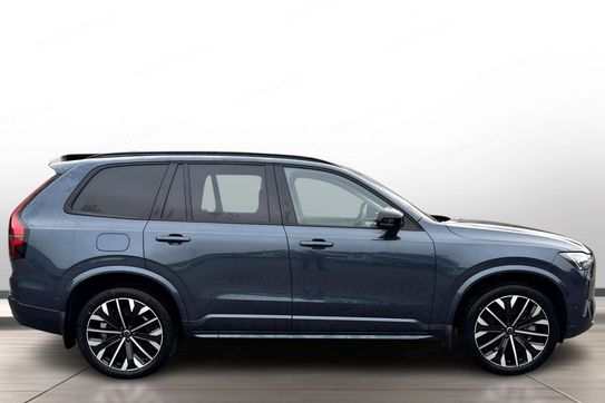 Volvo XC90 T8 AWD Plug-In Hybrid Ultra Dark 7os aut
