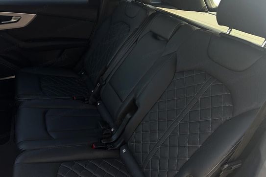 Audi Q7 55 TFSI quattro S Line