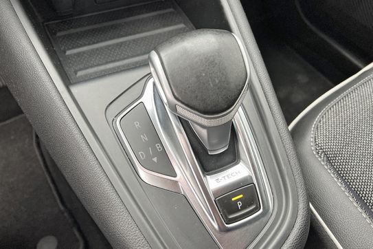 Renault Captur Intens 1.3 E-Tech AT