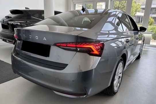 Skoda Octavia Selection Edition 130 1.5 TSI mHEV DSG