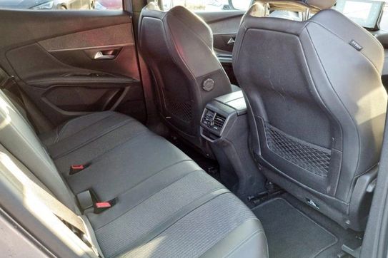Peugeot 3008 1.5 BlueHDi Allure Pack