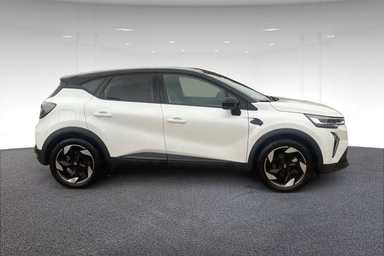 Renault Captur Techno 1.6 E-Tech Hybrid AT