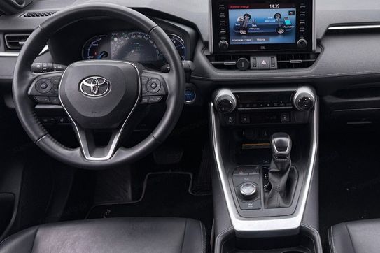 Toyota RAV4 2.5 Hybrid Black Edition by JBL 4x4