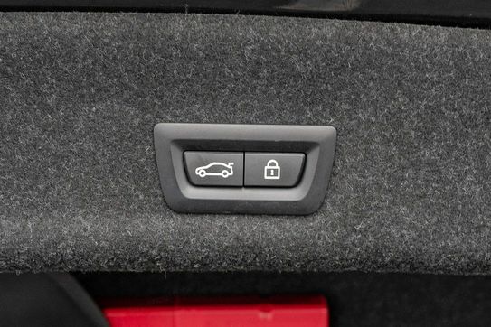 BMW Seria 3 320d xDrive M Sport sport-aut