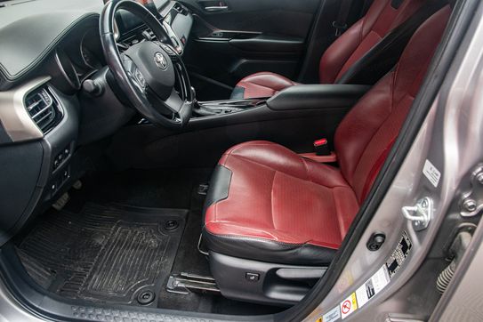 Toyota C-HR 1.8 Hybrid Style