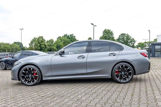BMW Seria 3 330i xDrive M Sport