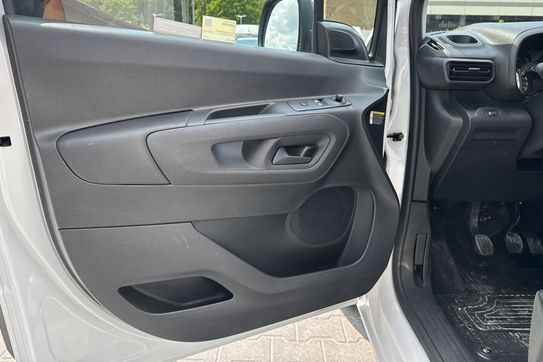 Toyota Proace City 1.2 D-4T Standard Active