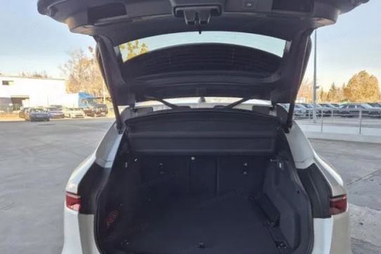 Jaguar F-Pace 2.0 D200 mHEV AWD R-Dynamic SE