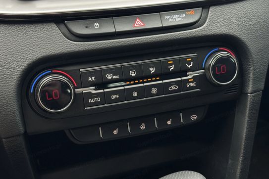 Kia Ceed 1.5 T-GDI GT Line DCT