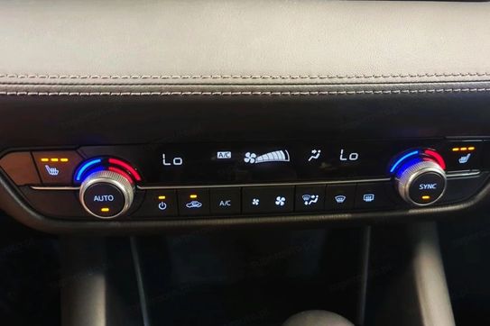 Mazda 6 Center-Line
