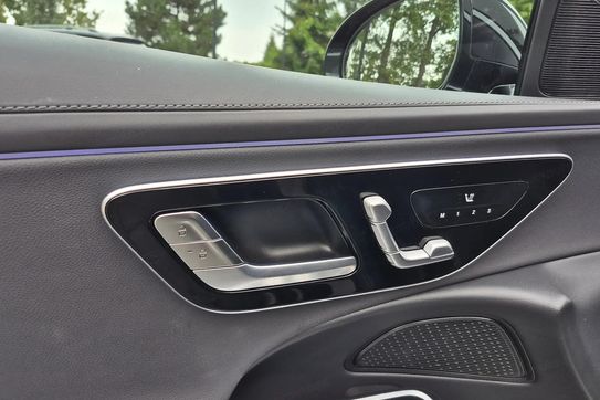 Mercedes Klasa E 220 d mHEV AMG 9G-Tronic