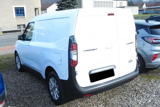 Ford Transit Courier Limited A7