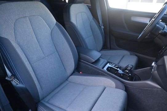 Volvo XC40 B3 Plus Dark