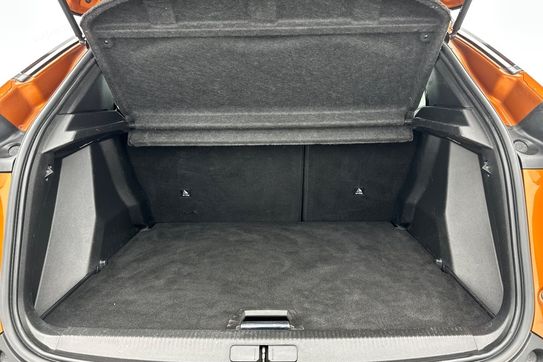 Peugeot 2008 GT 1.5 BlueHDI EAT8