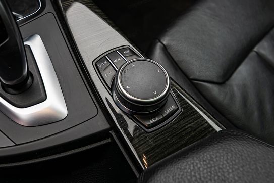 BMW Seria 3 Gran Turismo 320d xDrive Luxury Line aut