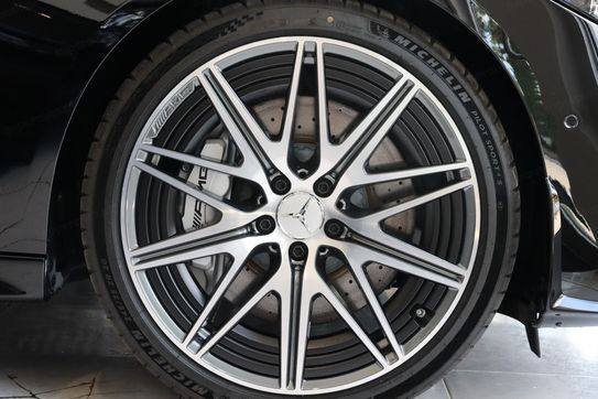 Mercedes Klasa C AMG 43 4-Matic