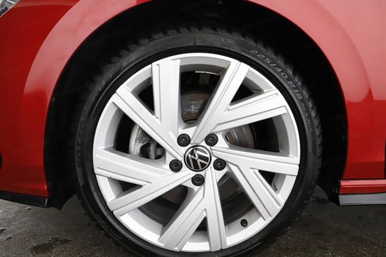 Volkswagen Golf 2.0 TDI R-Line Plus DSG