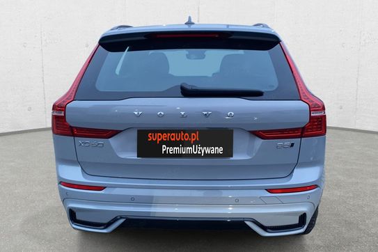 Volvo XC60 B5 B AWD Plus Dark