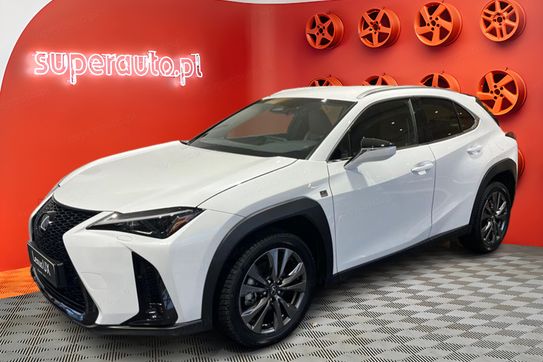 Lexus UX 300h F Sport Design Hybrid Dynamic Force