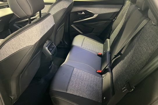 Peugeot 3008 ALLURE 1.2 mHEV e-DCS6