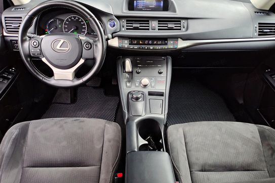 Lexus CT 1.8 200h