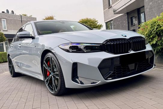 BMW Seria 3 330i xDrive M Sport