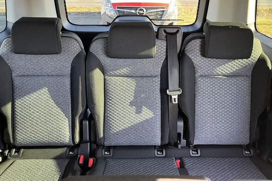 Peugeot Traveller Long L2H1 Business EAT8