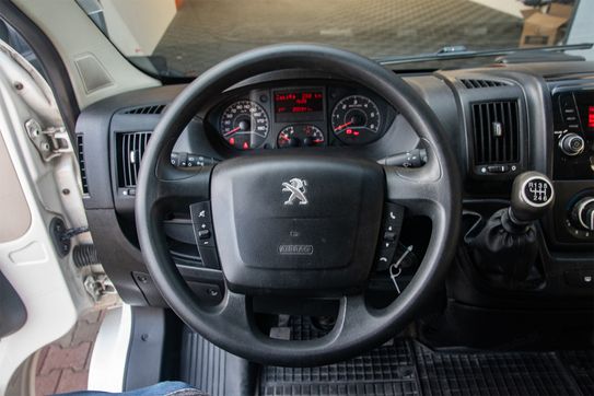 Peugeot Boxer 335 Zabudowa Brygadowa + Skrzynia