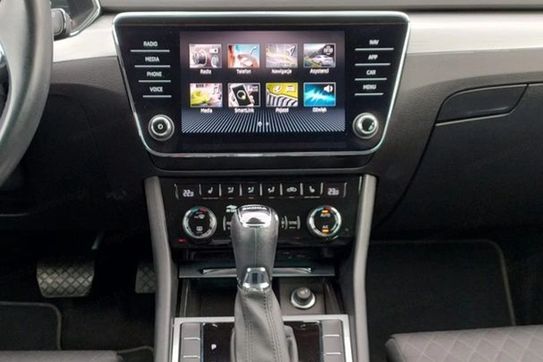 Skoda Superb 1.5 TSI Ambition DSG