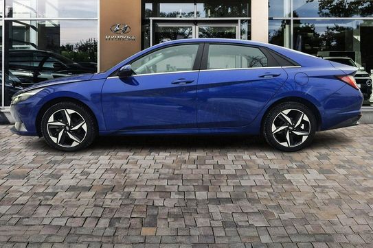 Hyundai Elantra 1.6 Smart DCT