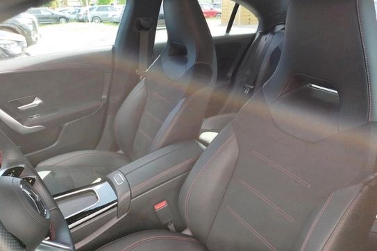 Mercedes CLA 200 AMG Line