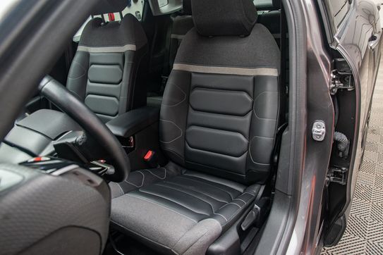 Citroen C4 X 1.2 PureTech Shine S&S EAT8