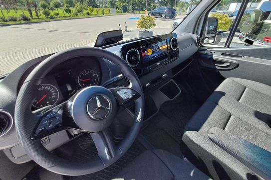 Mercedes Sprinter 317 CDI PRO Długi 9G-Tronic