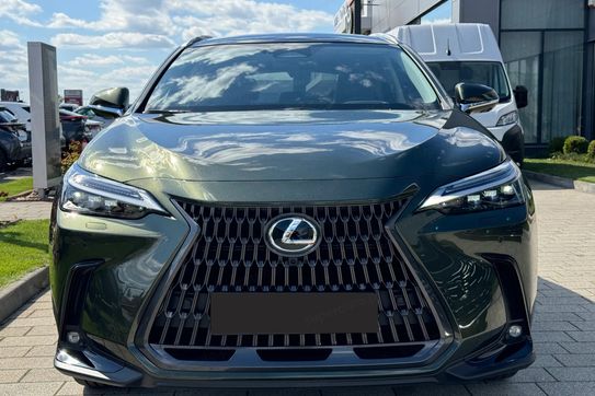 Lexus NX 350h Omotenashi 2.5 Hybrid AWD