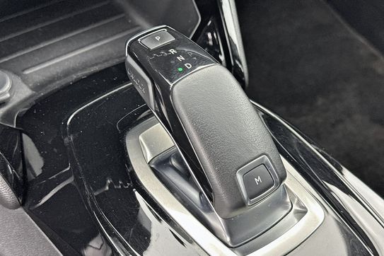 Peugeot 2008 GT 1.5 BlueHDI EAT8