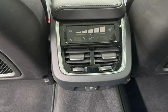 Volvo V60 B4 B Ultra Dark
