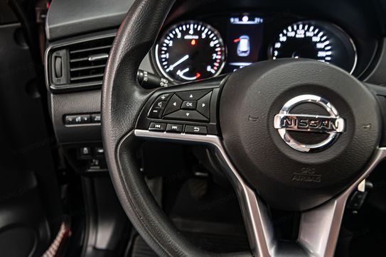 Nissan X-Trail 1.6 DIG-T Visia 2WD