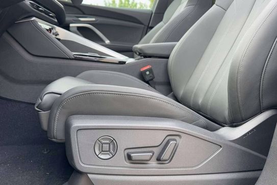 Audi Q5 TDI quattro Sportback S line