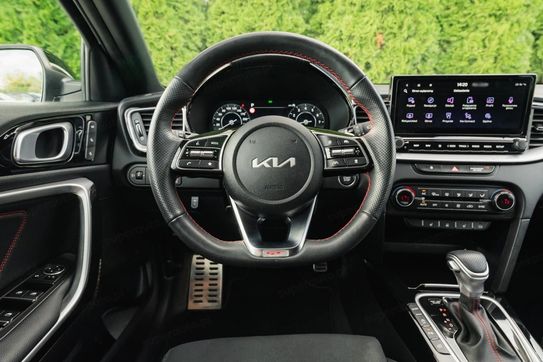 Kia ProCeed 1.6 T-GDI GT DCT