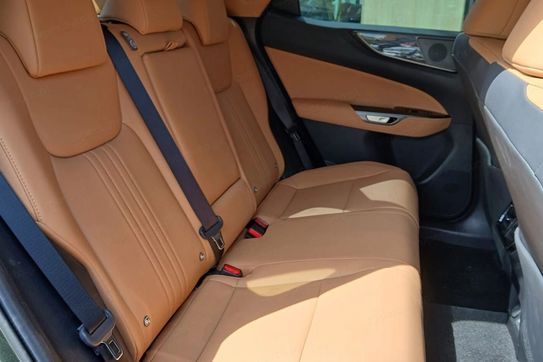 Lexus NX 350h Prestige 2WD