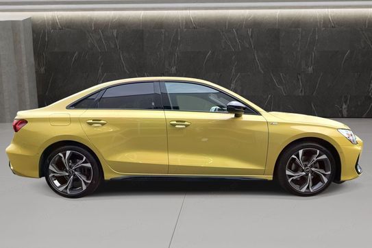 Audi A3 35 TFSI mHEV S Line S tronic