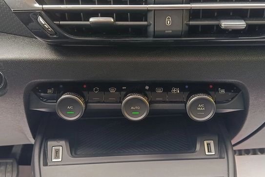Citroen C4 1.2 Puretech Shine S&S EAT8