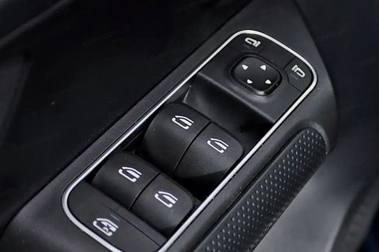 Mercedes GLB 200 7G-DCT