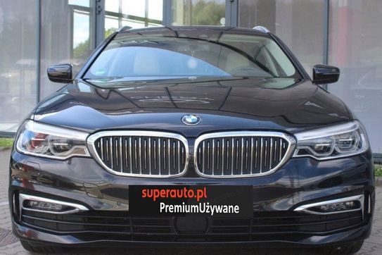 BMW Seria 5 Touring 530i xDrive Luxury Line