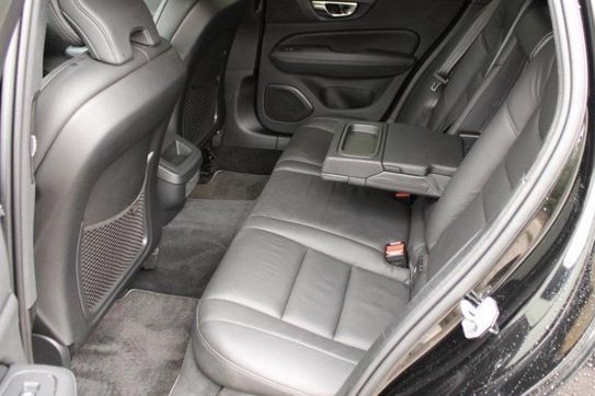 Volvo V60 T6 AWD R-Design