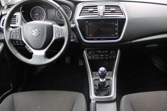 Suzuki SX4 S-cross 1.4 T Premium