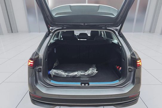 Volkswagen Passat 1.5 TSI  DSG