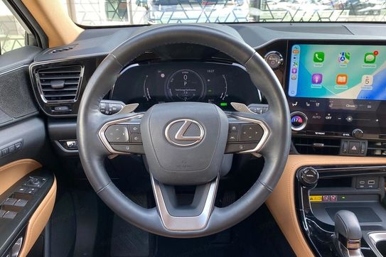 Lexus NX 350h Omotenashi AWD